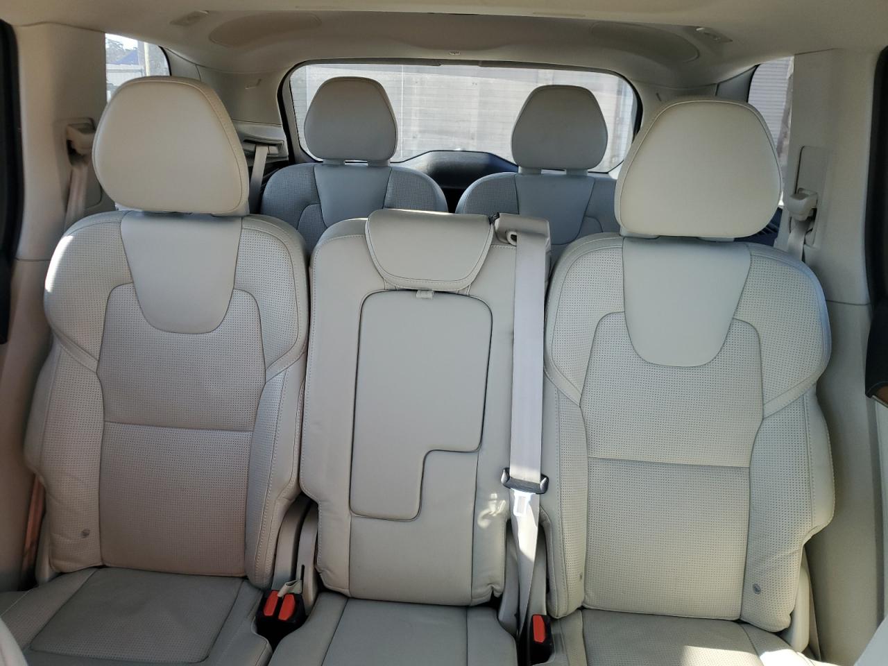 2019 Volvo XC90 - Image 10