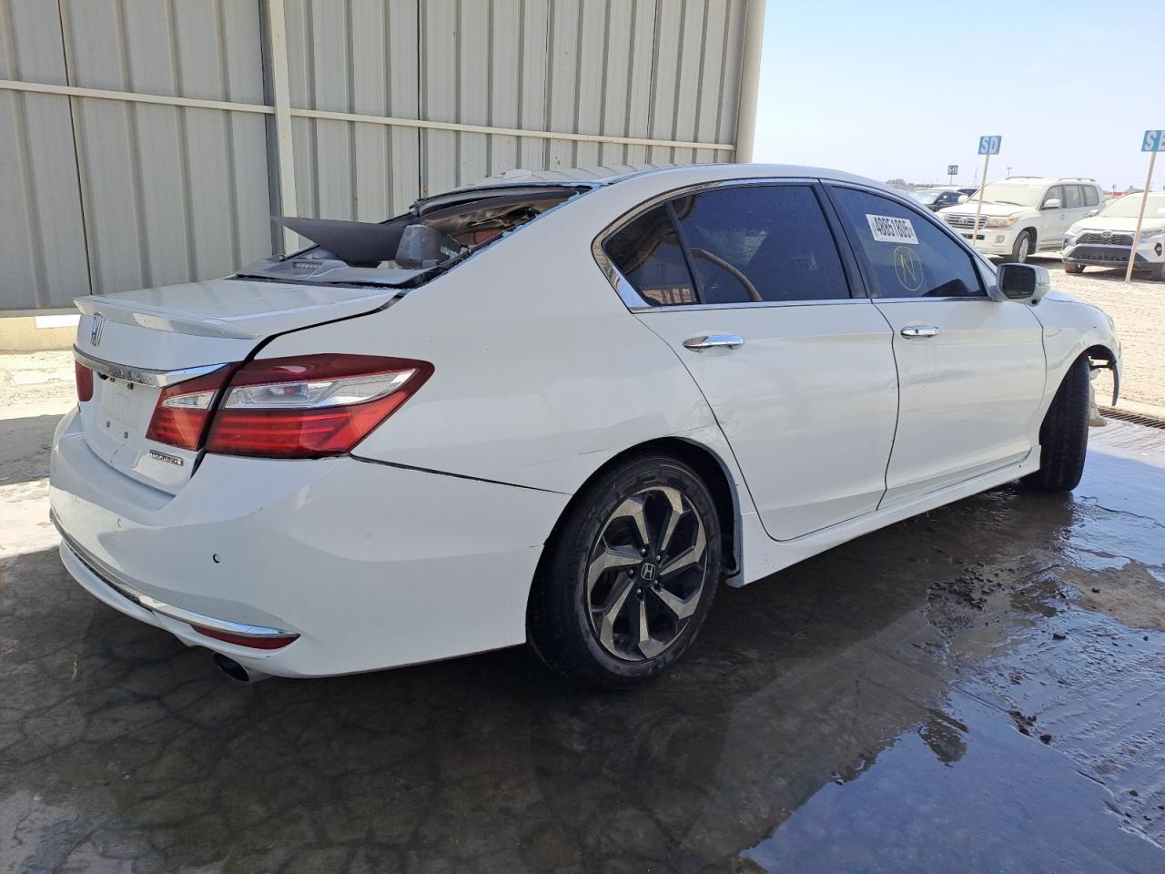 1HGCR2F0XGA804737 - 2016 Honda Accord - #undefined