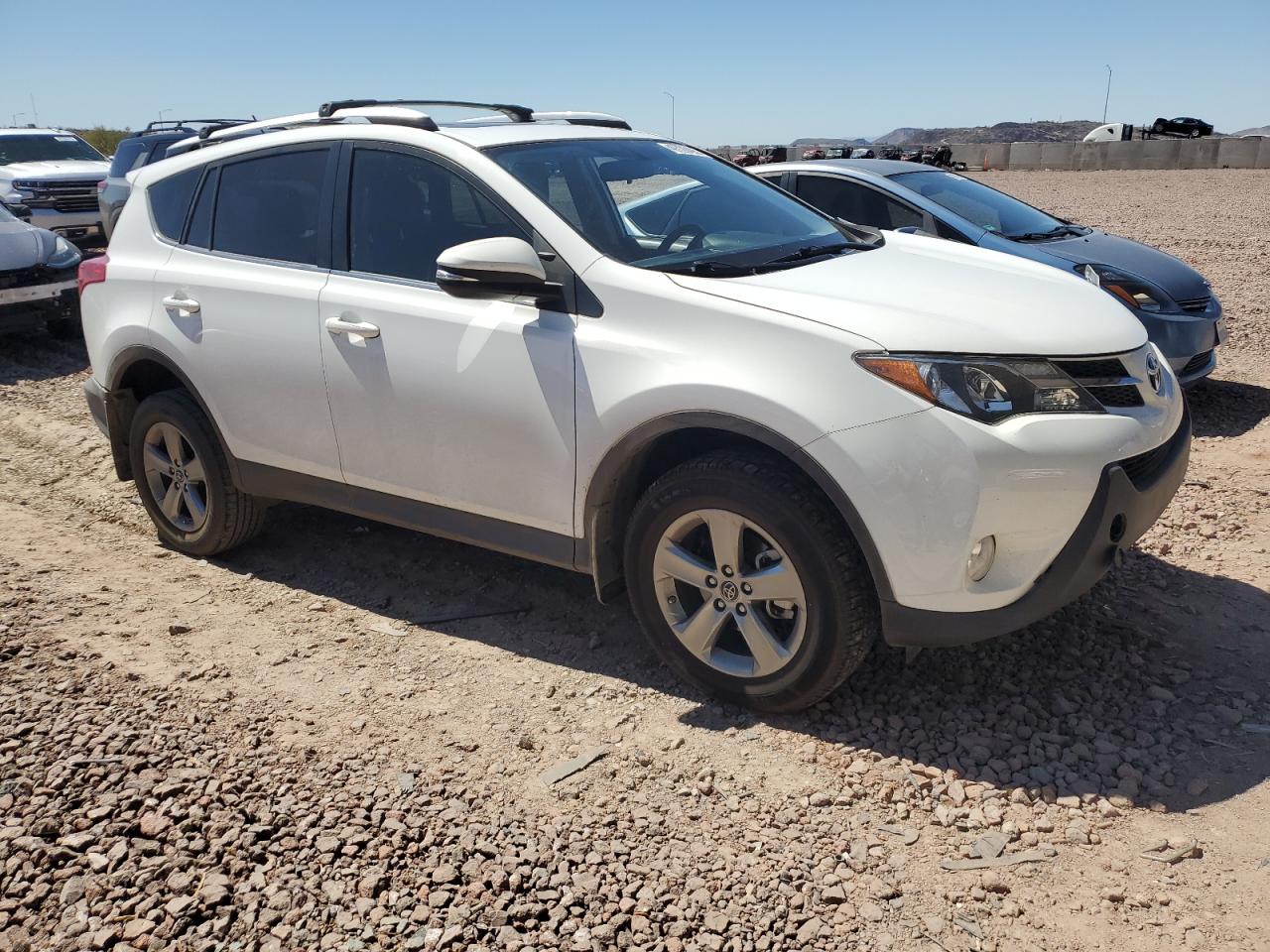 2015 Toyota RAV 4 - Image 4