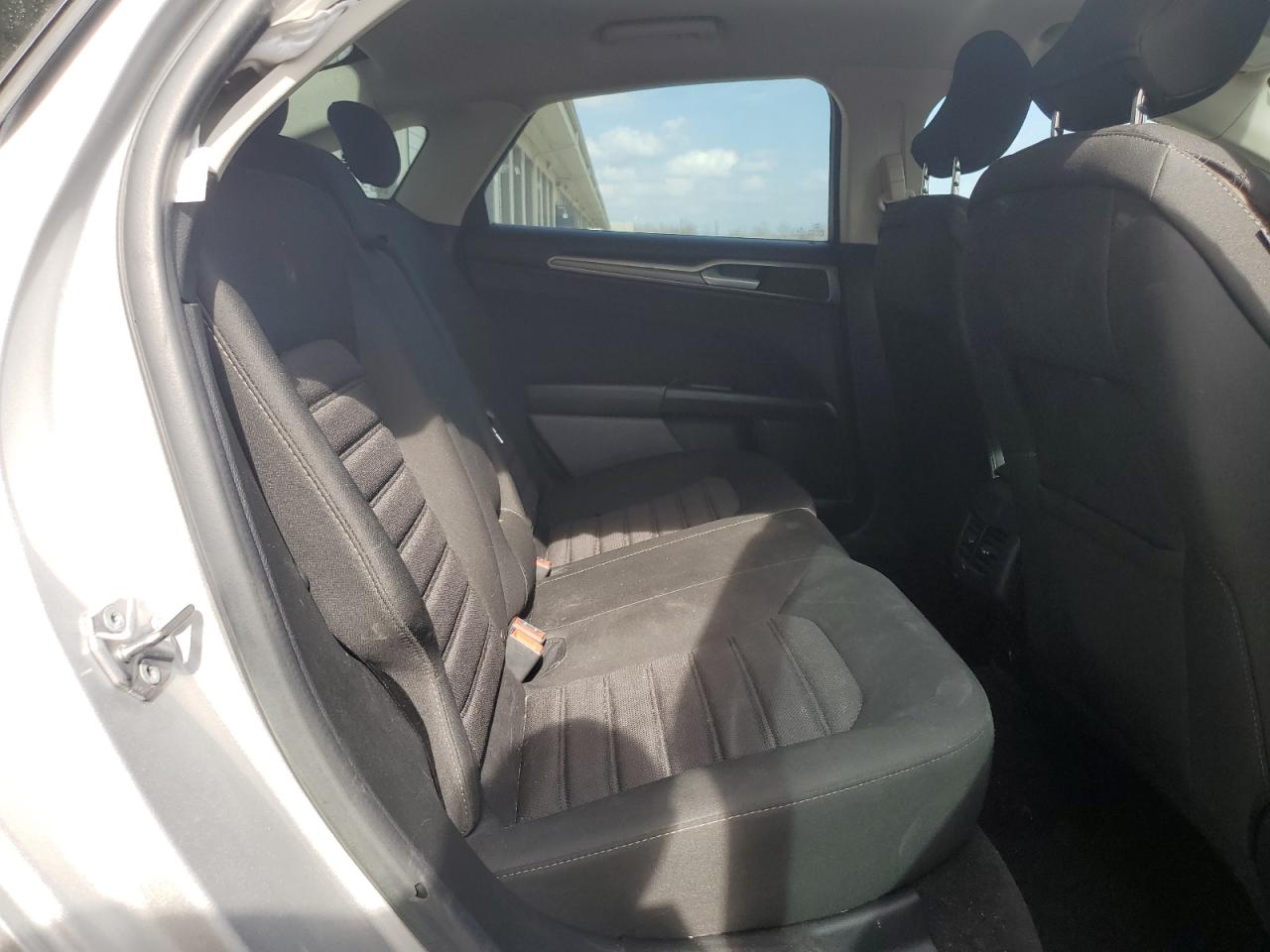 2017 Ford Fusion - Image 11