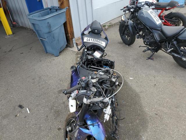  YAMAHA YZF1000 2022 Чорний