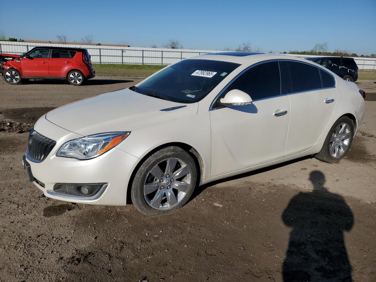 2014 Buick Regal - Image 1