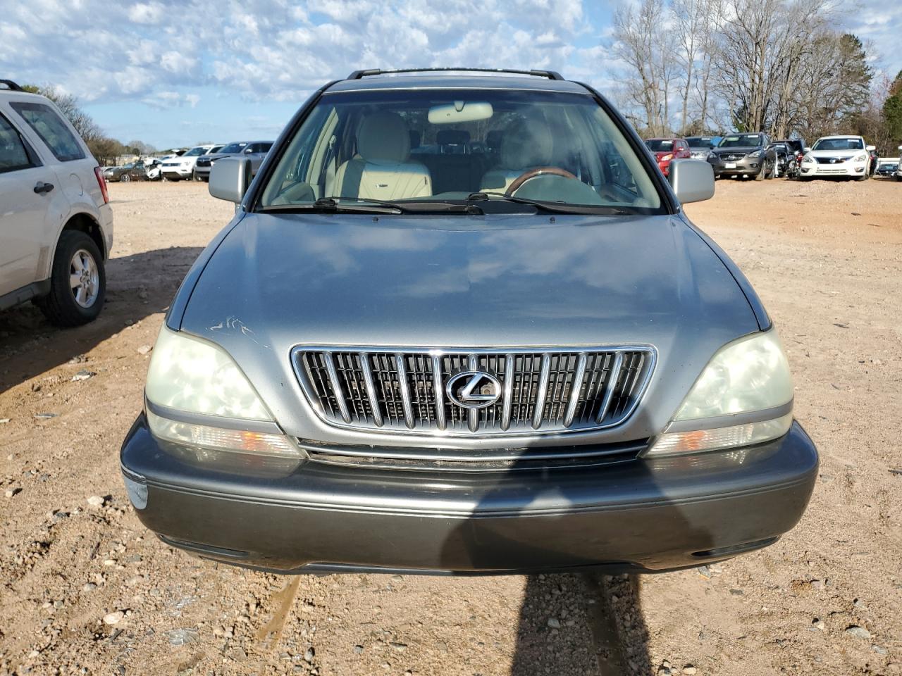 2001 Lexus RX - Image 5