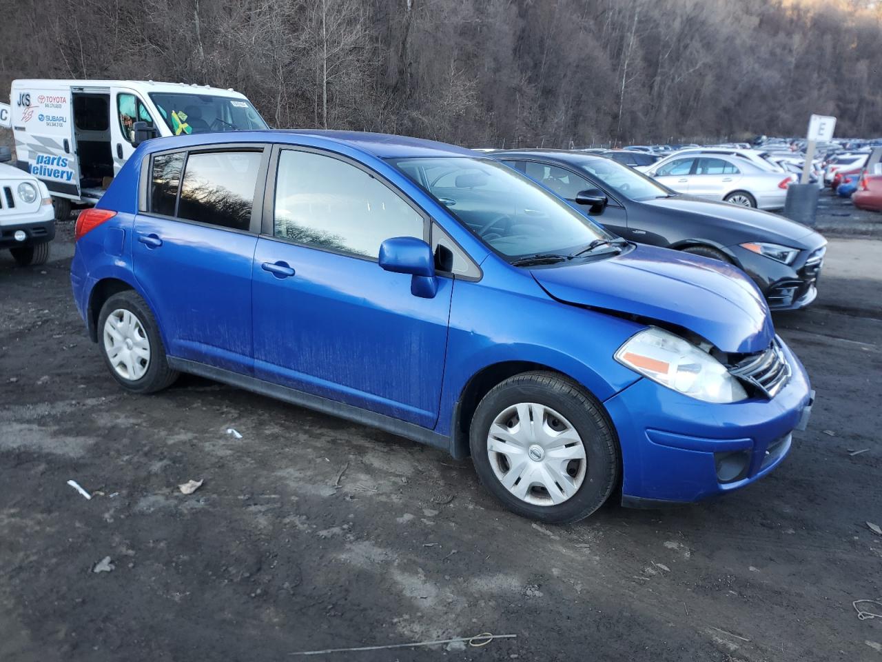2011 Nissan Versa - Image 4