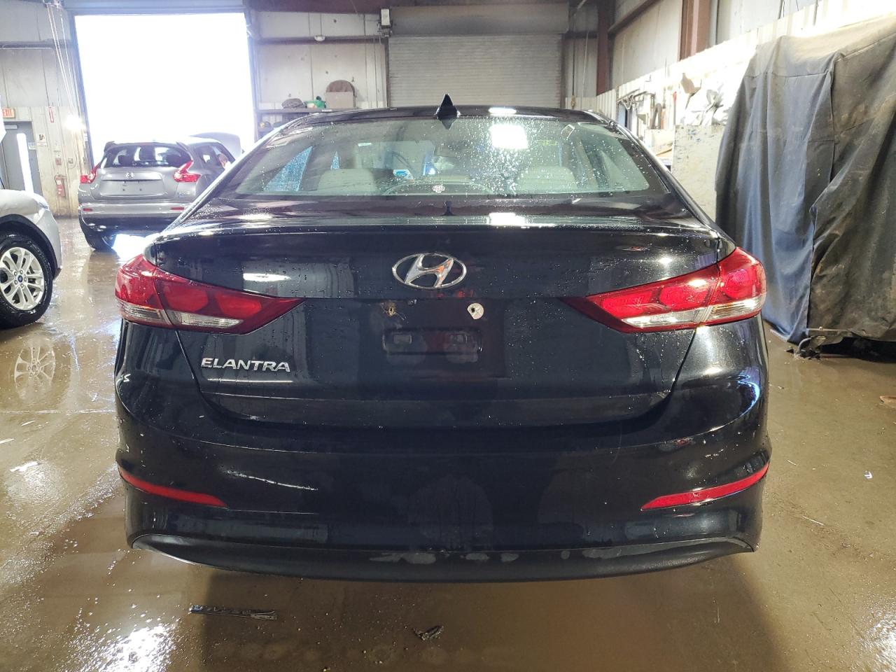 2017 Hyundai Elantra - Image 6