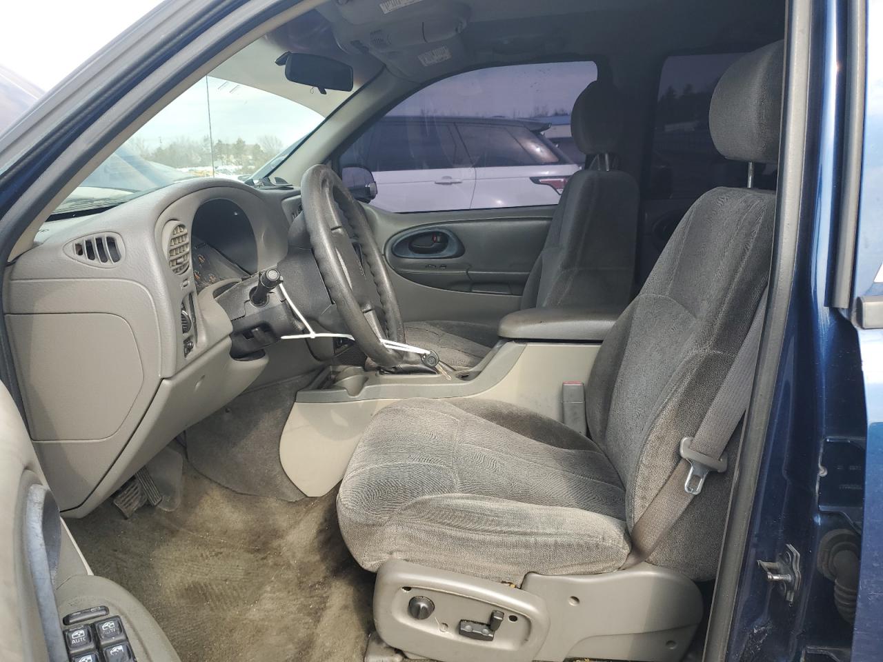 2004 Chevrolet TrailBlazer - Image 7