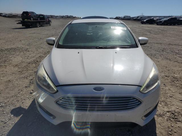 Sedans FORD FOCUS 2016 White
