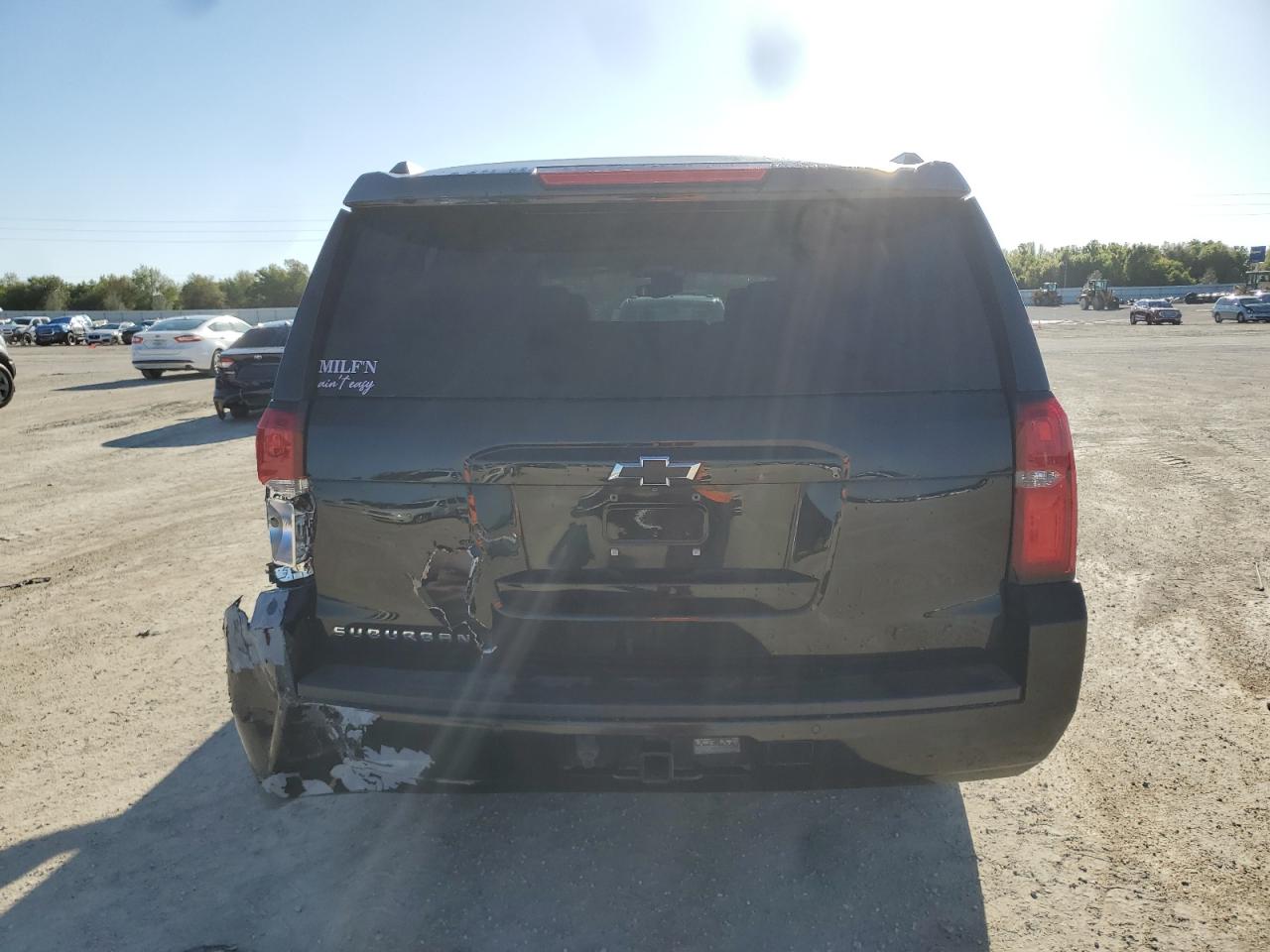 2015 Chevrolet Suburban - Image 6