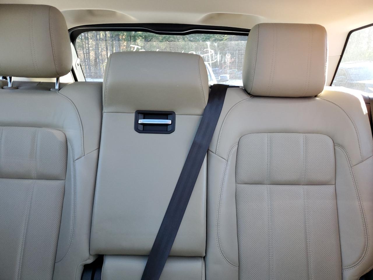 2018 Land Rover Range Rover - Image 10