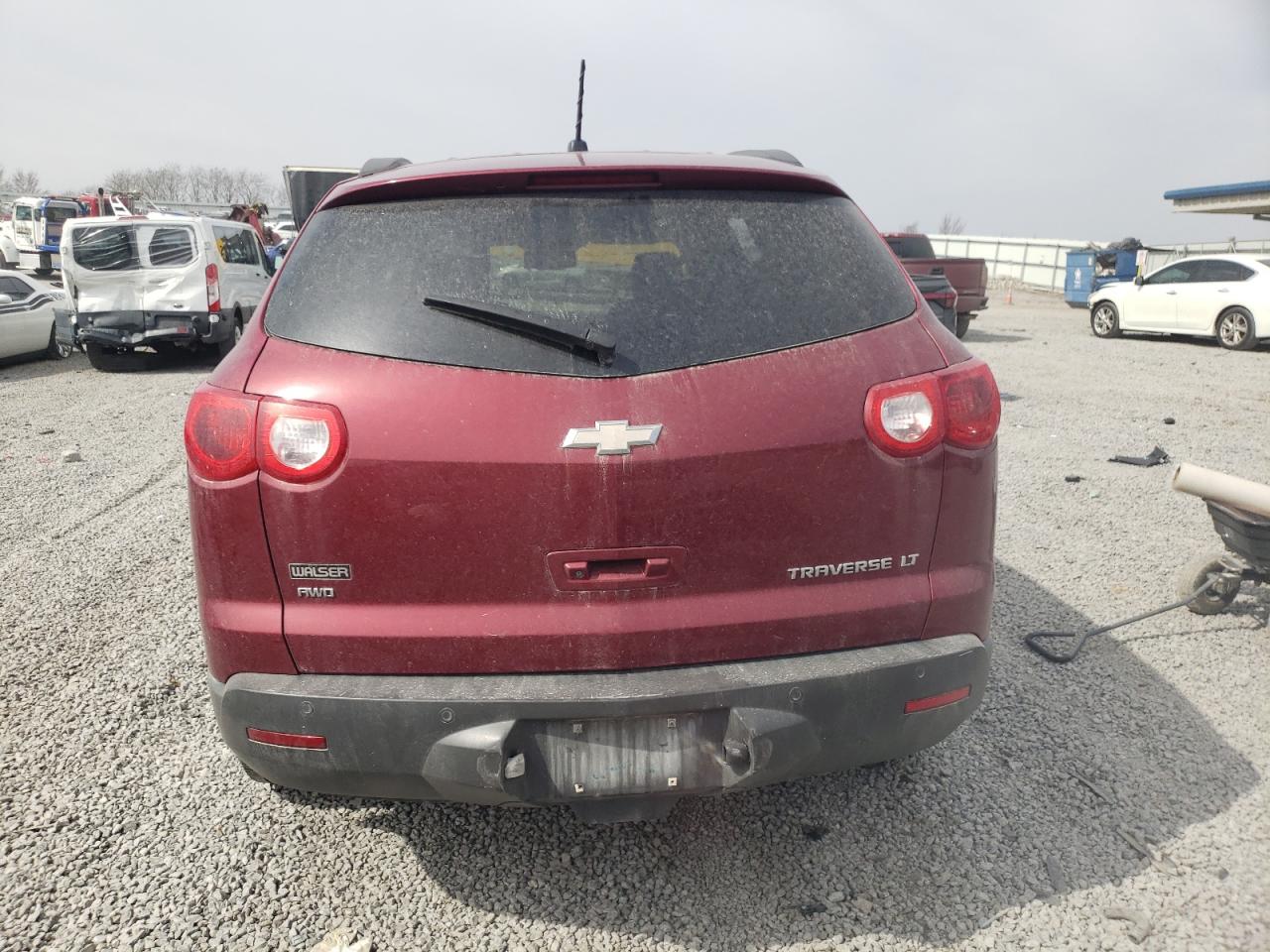 2011 Chevrolet Traverse - Image 6