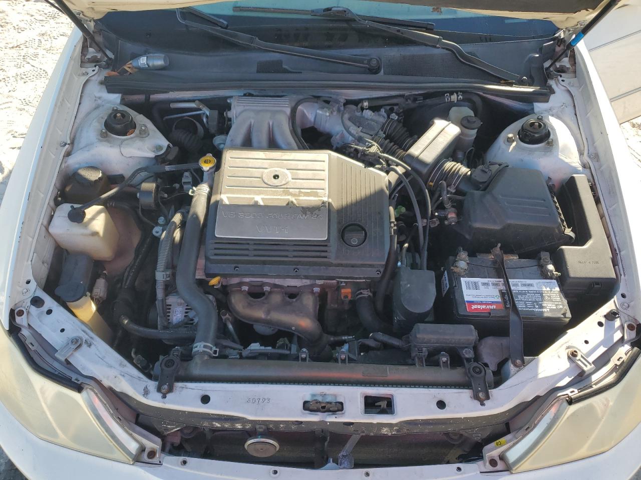 2000 Toyota Avalon - Image 13