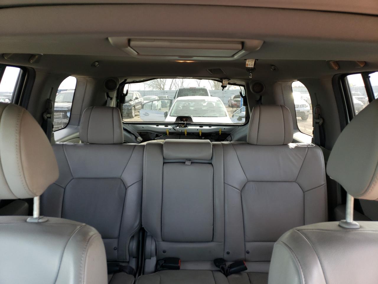 2014 Honda Pilot - Image 10