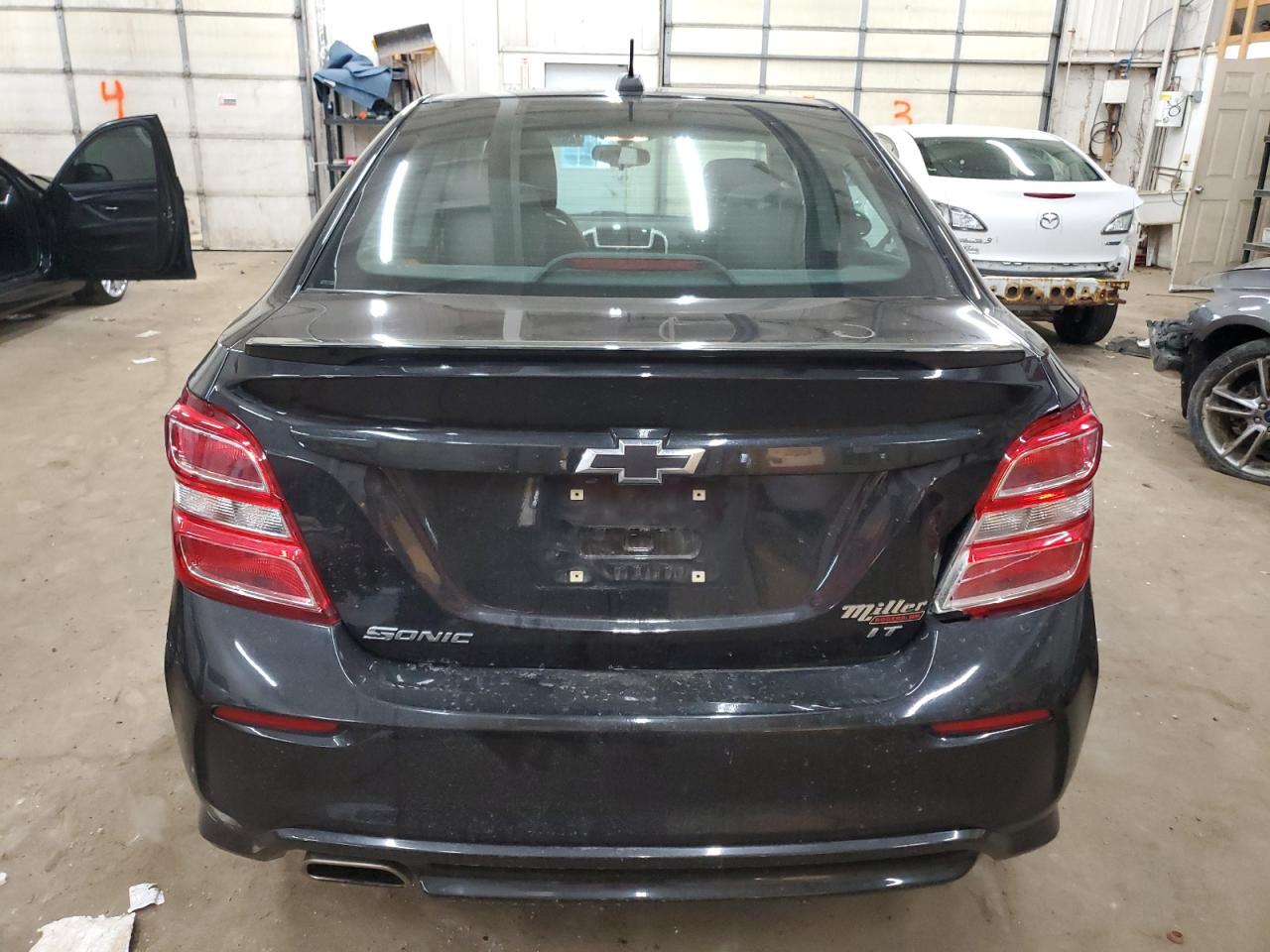 2018 Chevrolet Sonic - Image 6