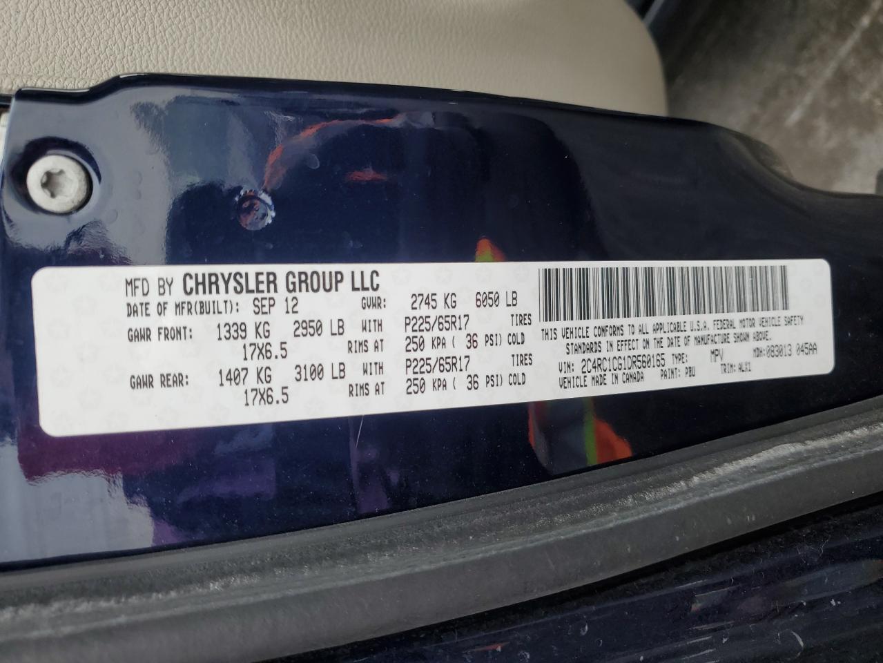 2013 Chrysler Town & Country - Image 14