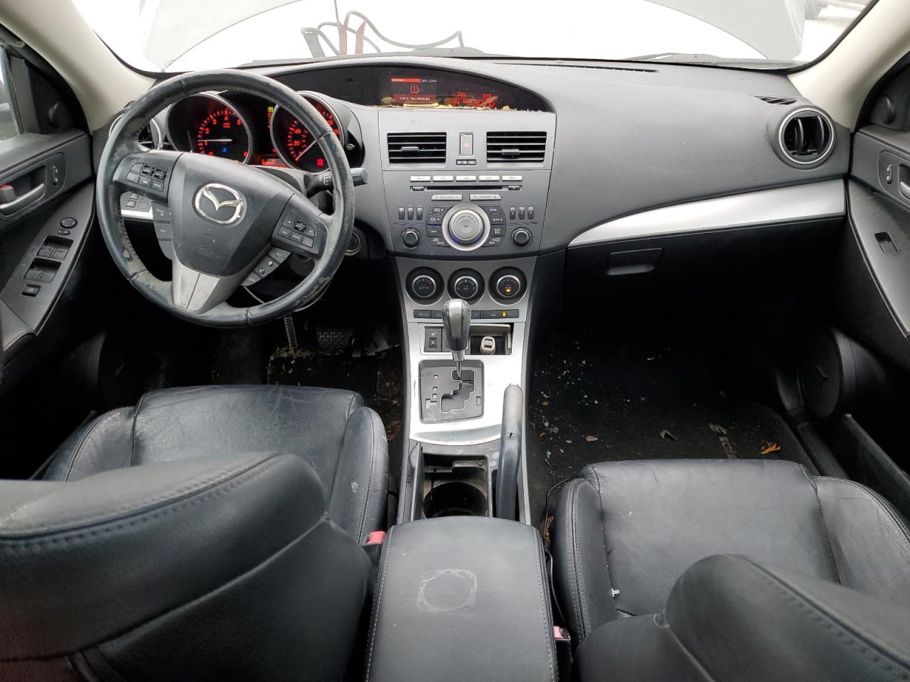2011 Mazda 3 - Image 8