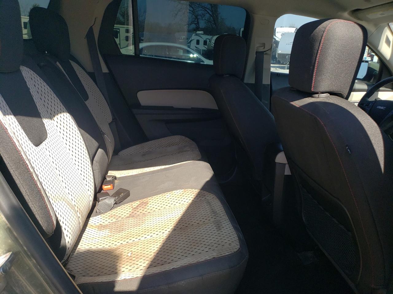2015 GMC Terrain - Image 11