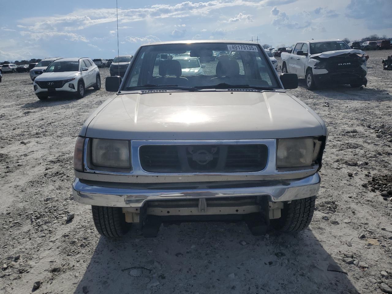 1998 Nissan Navara (Frontier) - Image 5