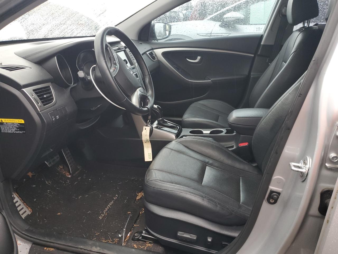 2016 Hyundai Elantra - Image 7