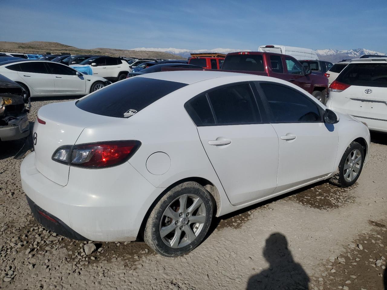 2010 Mazda 3 - Image 3