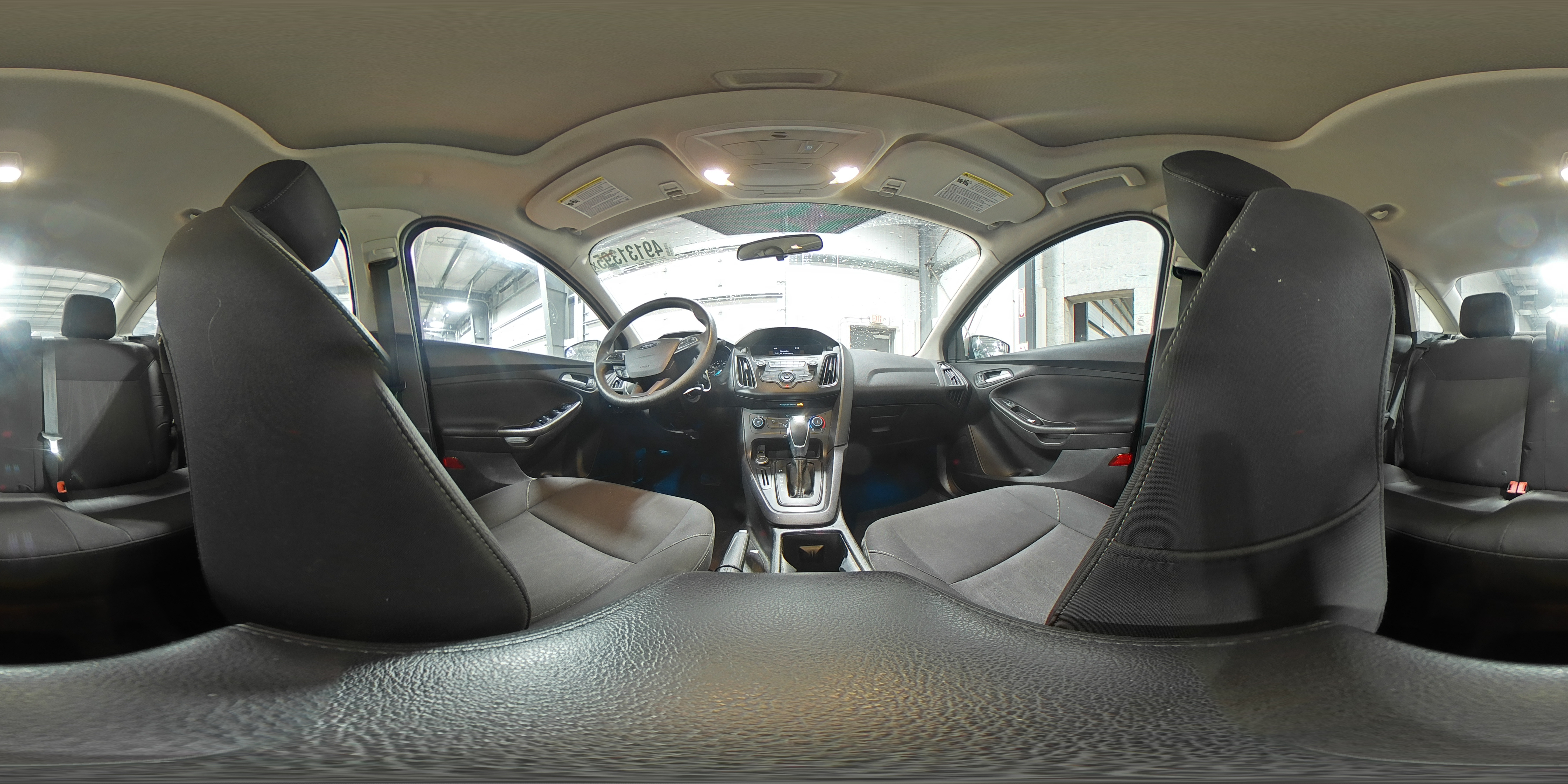 2015 Ford Focus - Image 15