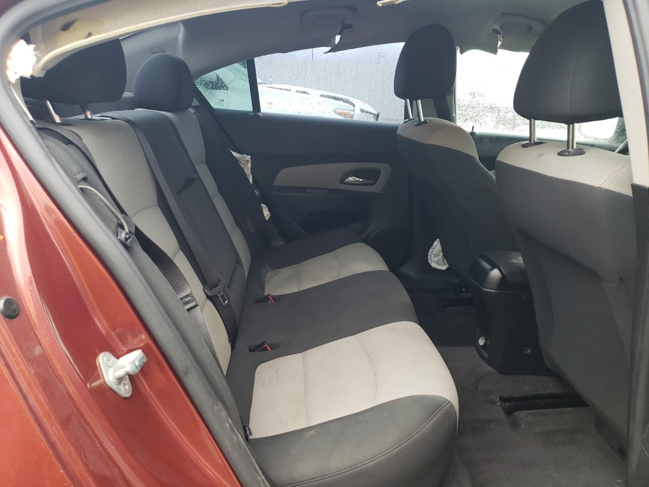 2012 Chevrolet Cruze - Image 10