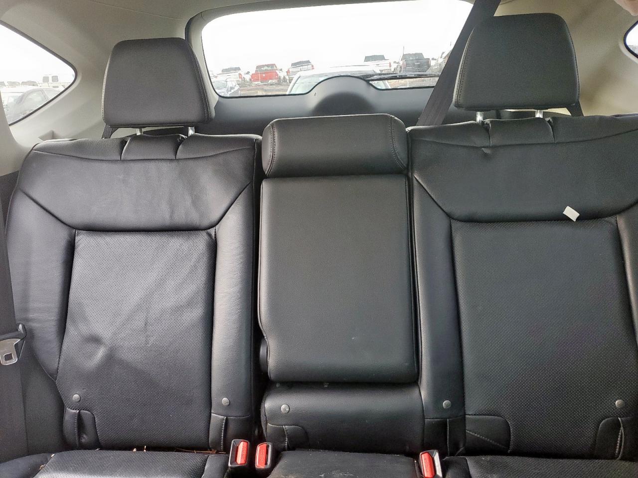 2016 Honda CR-V - Image 10