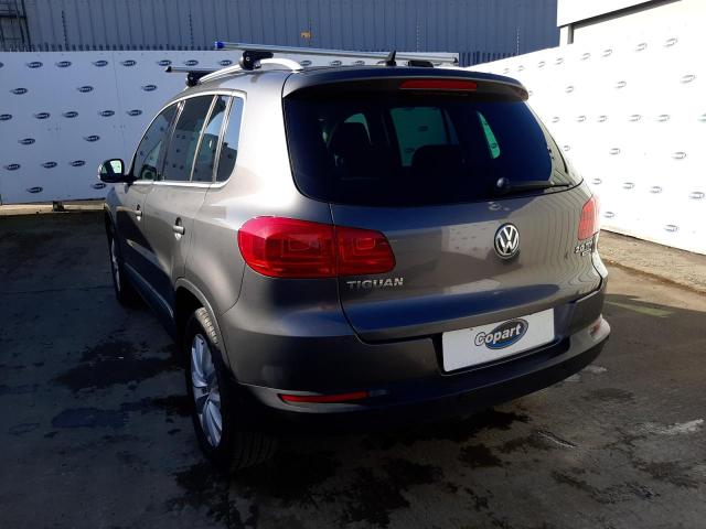 2014 VOLKSWAGEN TIGUAN MAT