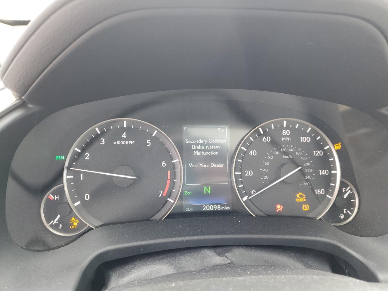 2021 Lexus RX - Image 9