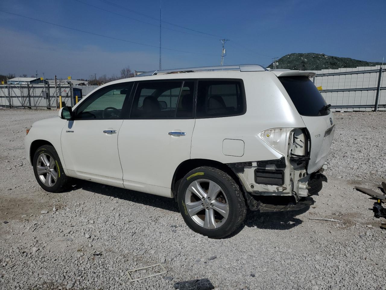 2009 Toyota Highlander - Image 2