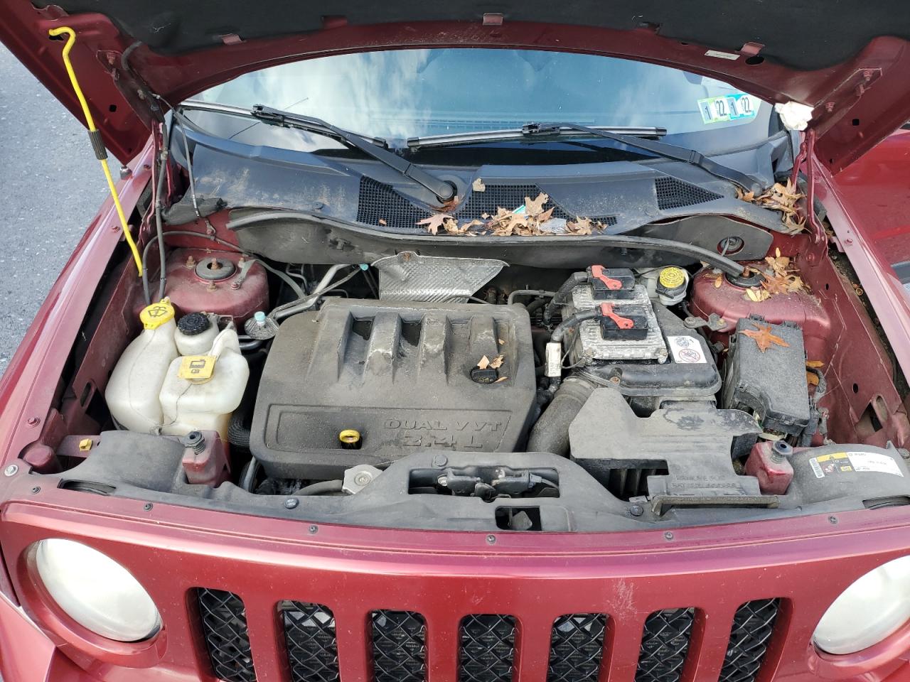 2014 Jeep Liberty (Patriot) - Image 12