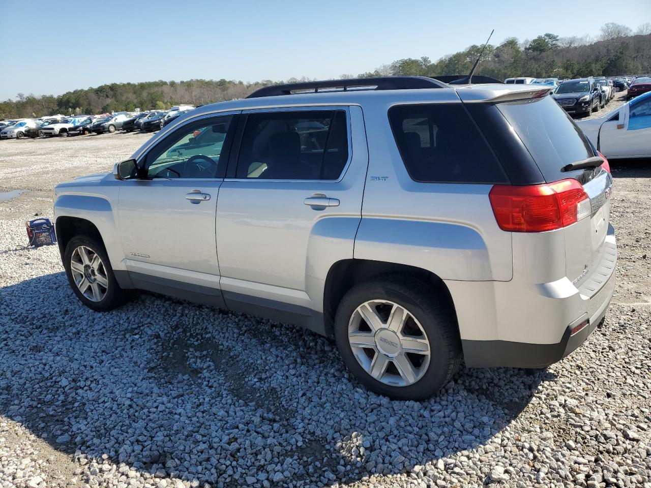2011 GMC Terrain - Image 2
