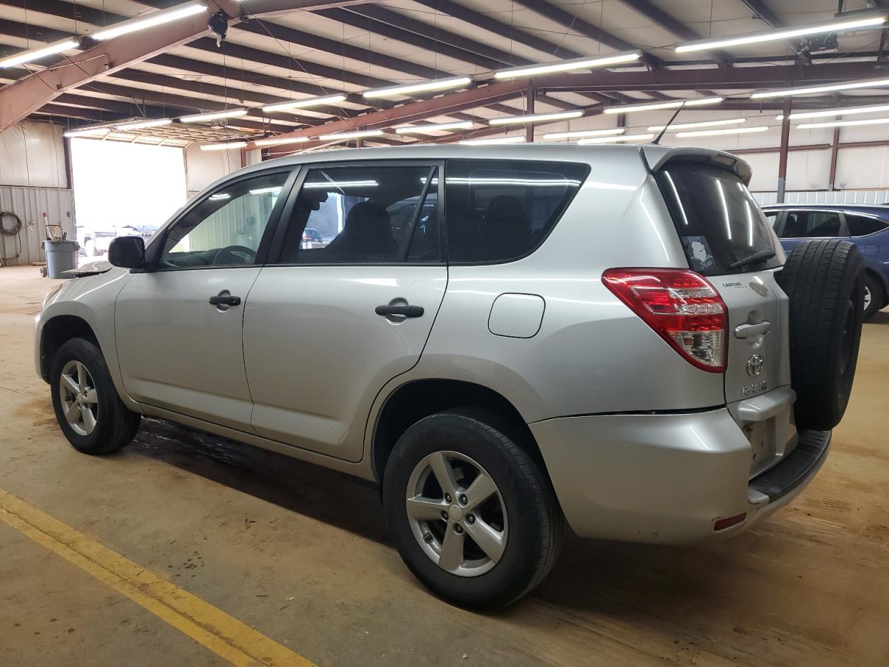 2012 Toyota RAV 4 - Image 2