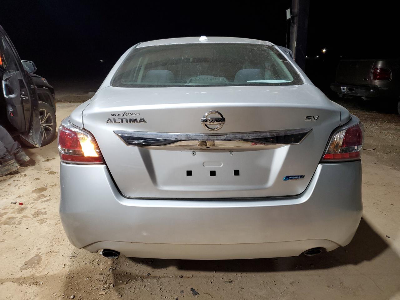 2014 Nissan Altima - Image 6