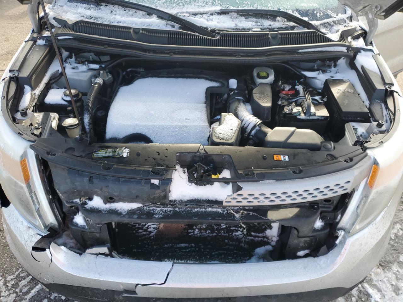 2011 Ford Explorer - Image 14