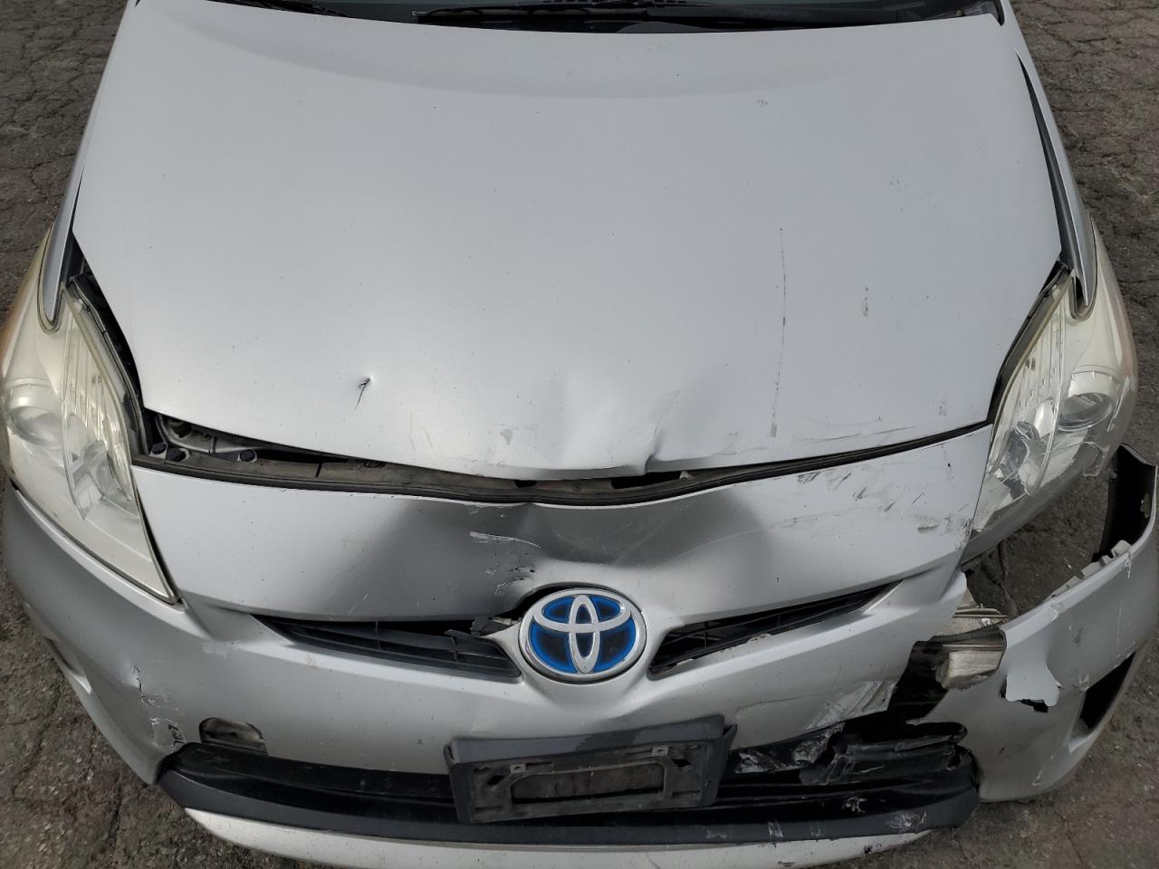 2015 Toyota Prius - Image 11