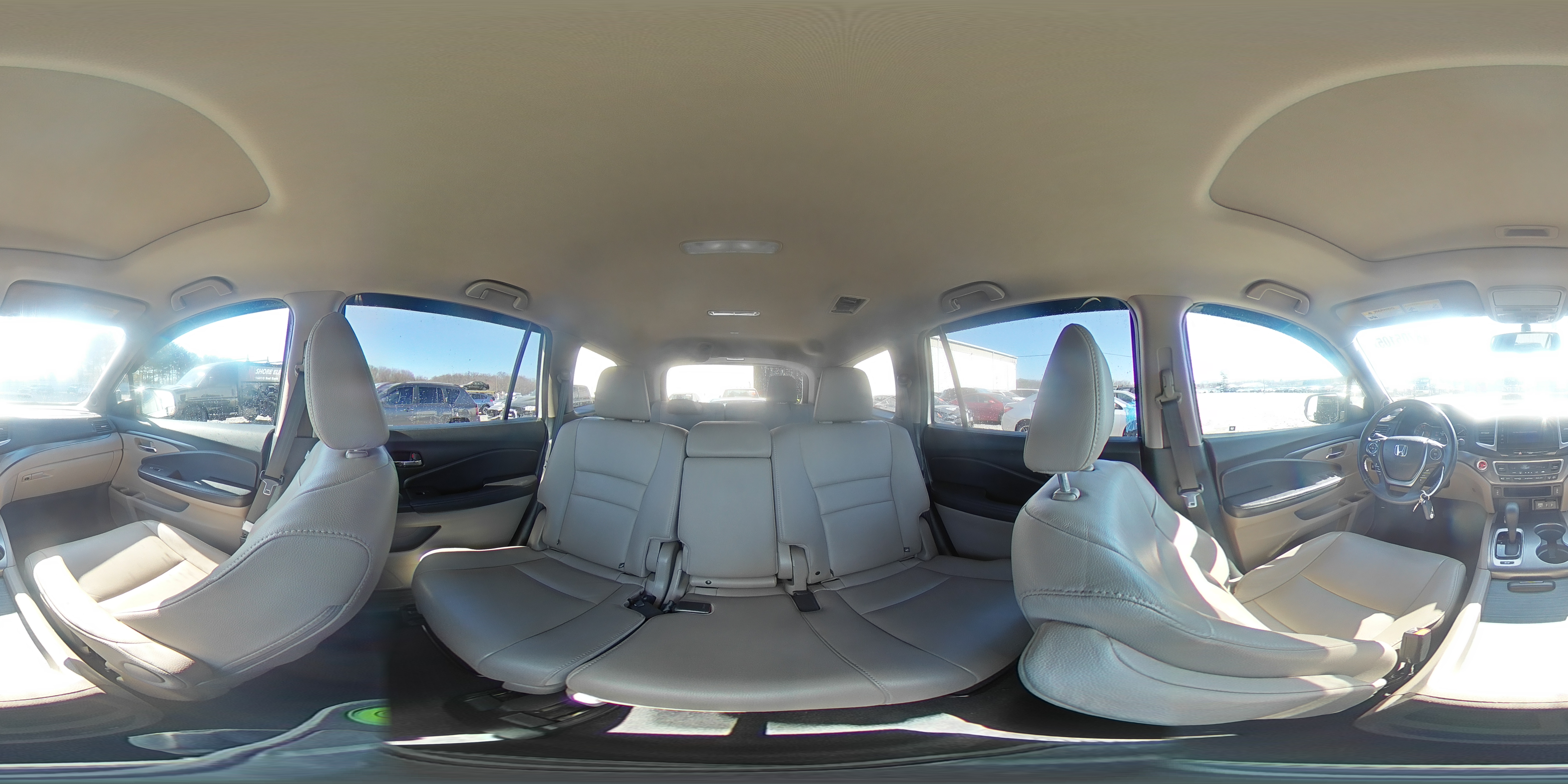 2017 Honda Pilot - Image 16