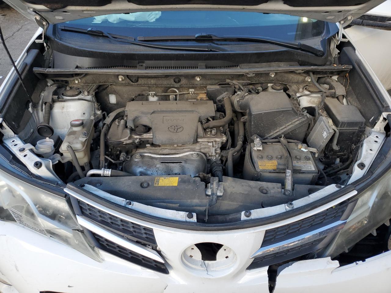 2014 Toyota RAV 4 - Image 12