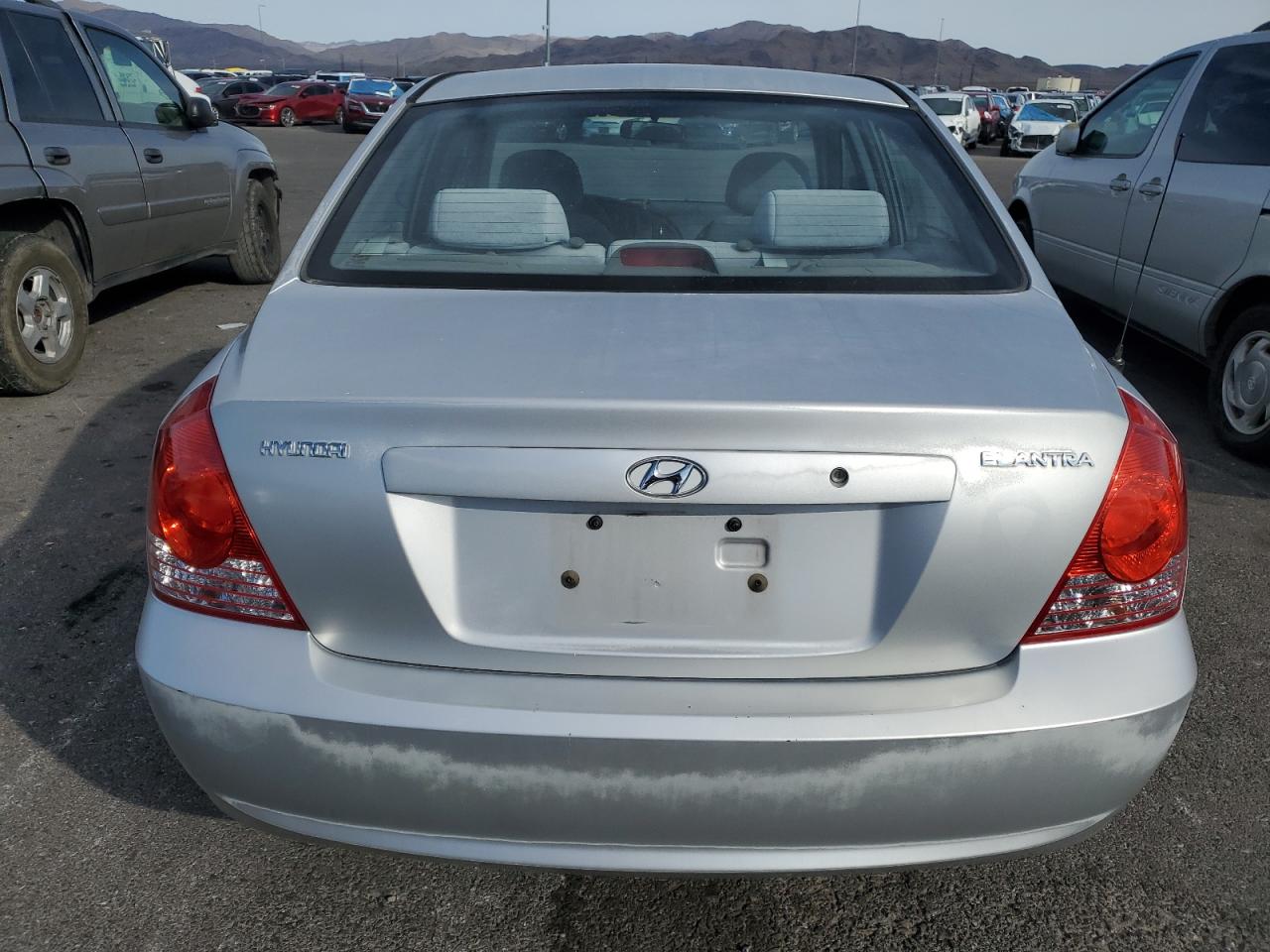 2005 Hyundai Elantra Gls VIN: KMHDN46D25U934323 Lot: 50057085