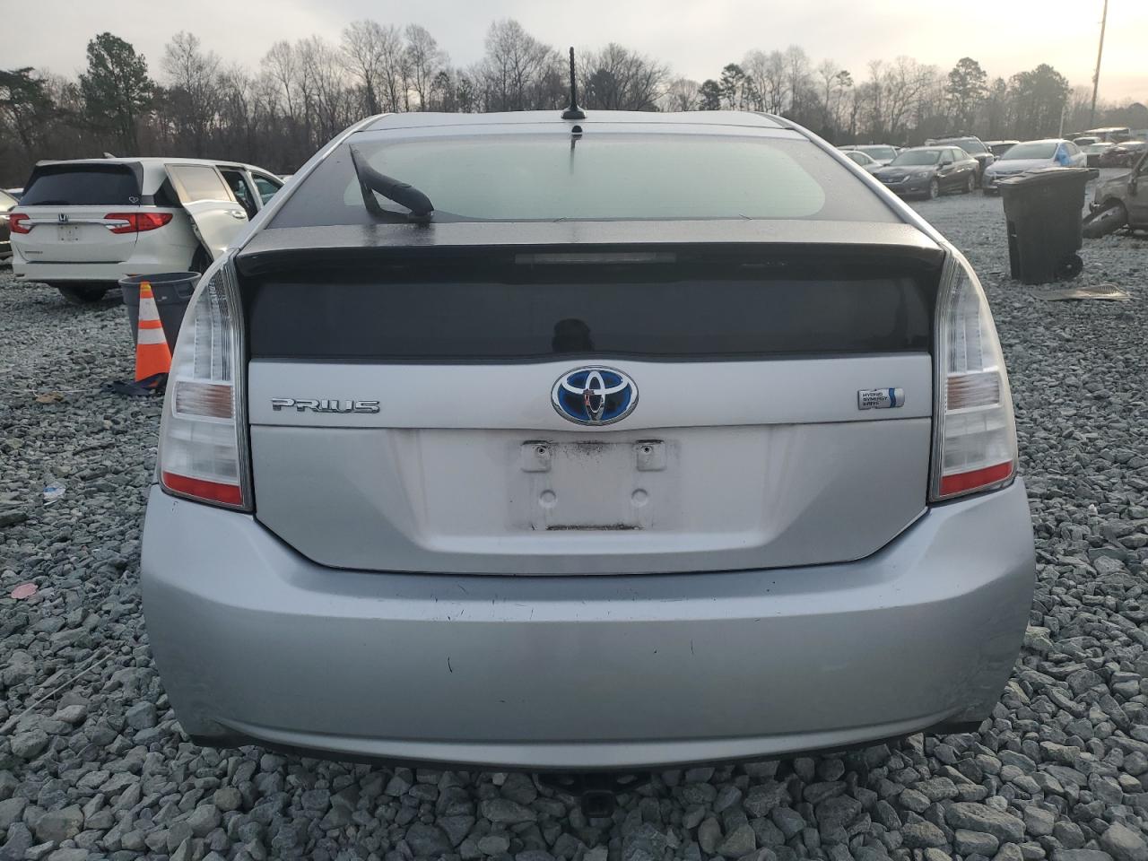 2011 Toyota Prius - Image 6