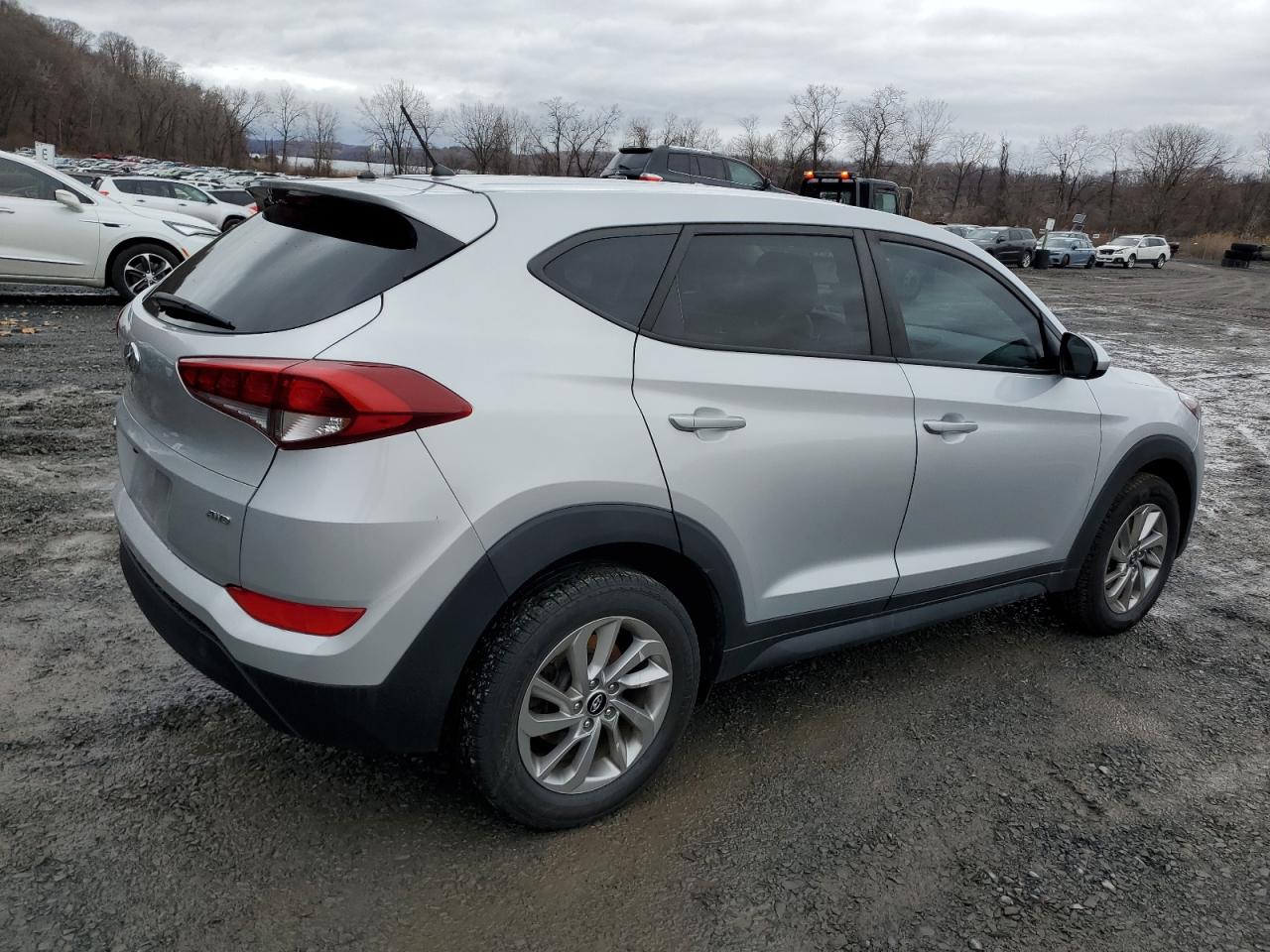 2018 Hyundai Tucson - Image 3