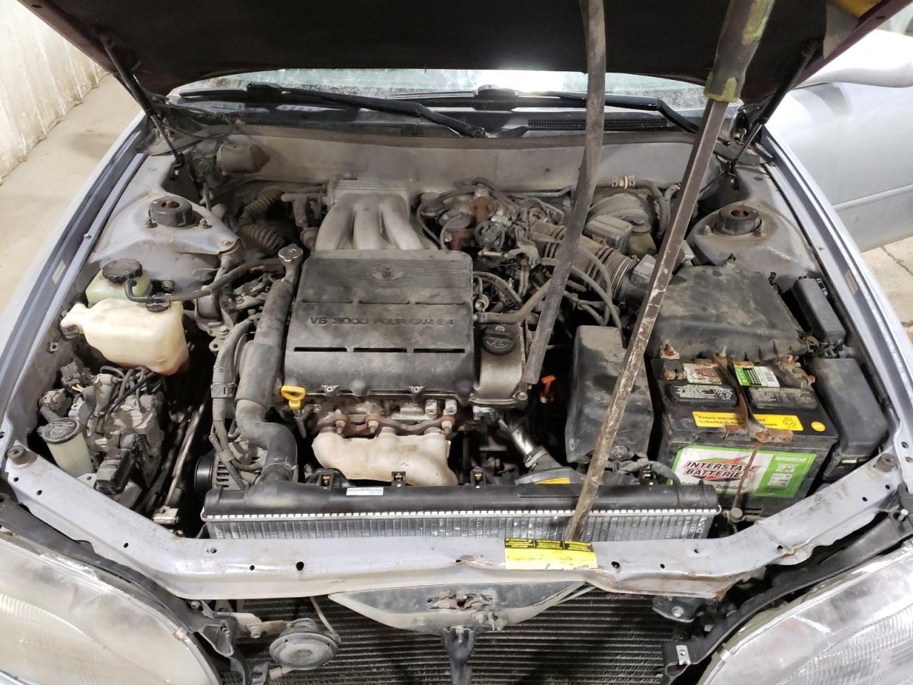 1995 Toyota Camry - Image 11