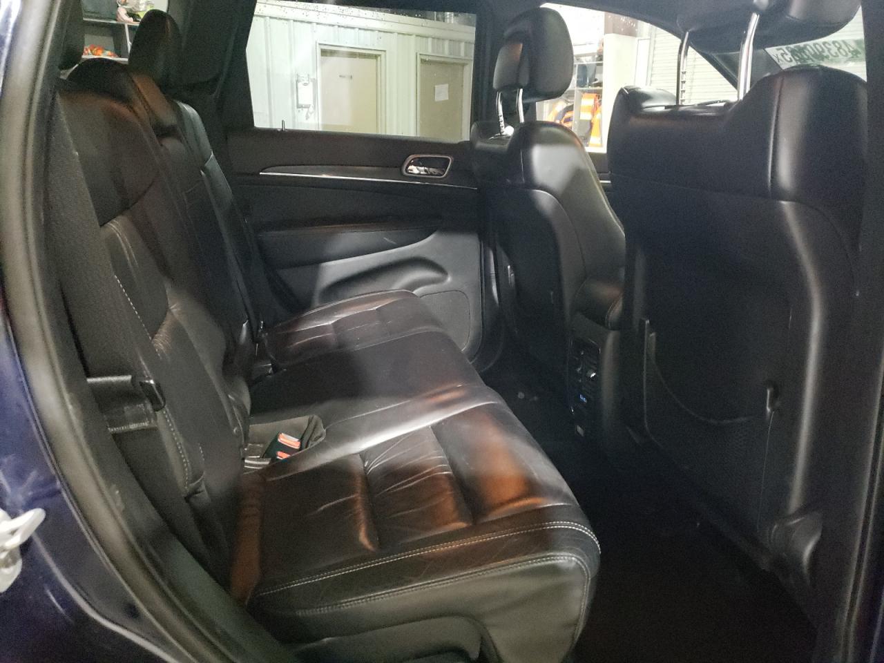 2015 Jeep Grand Cherokee - Image 11