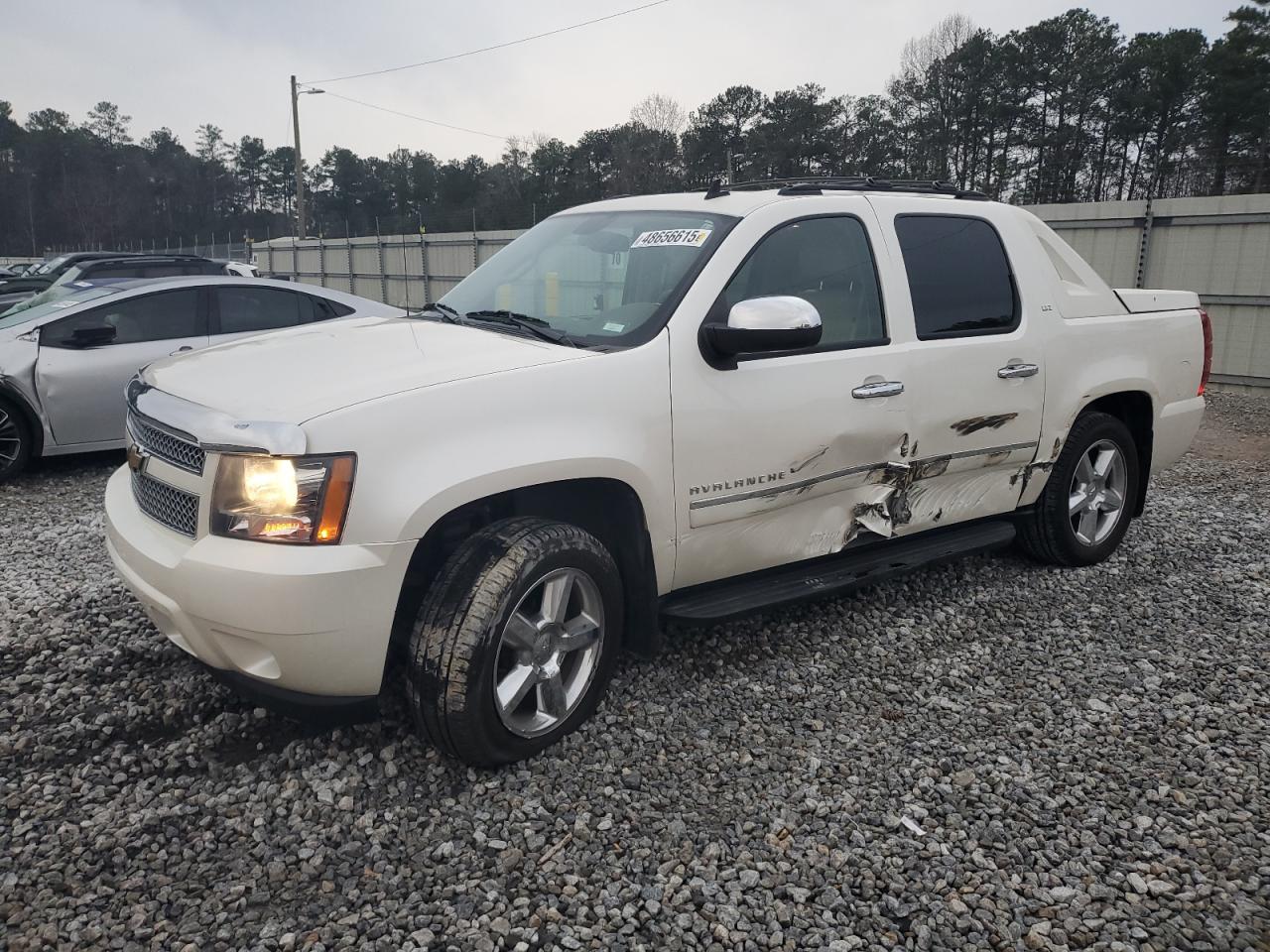 2011 Chevrolet Avalanche - Image 1