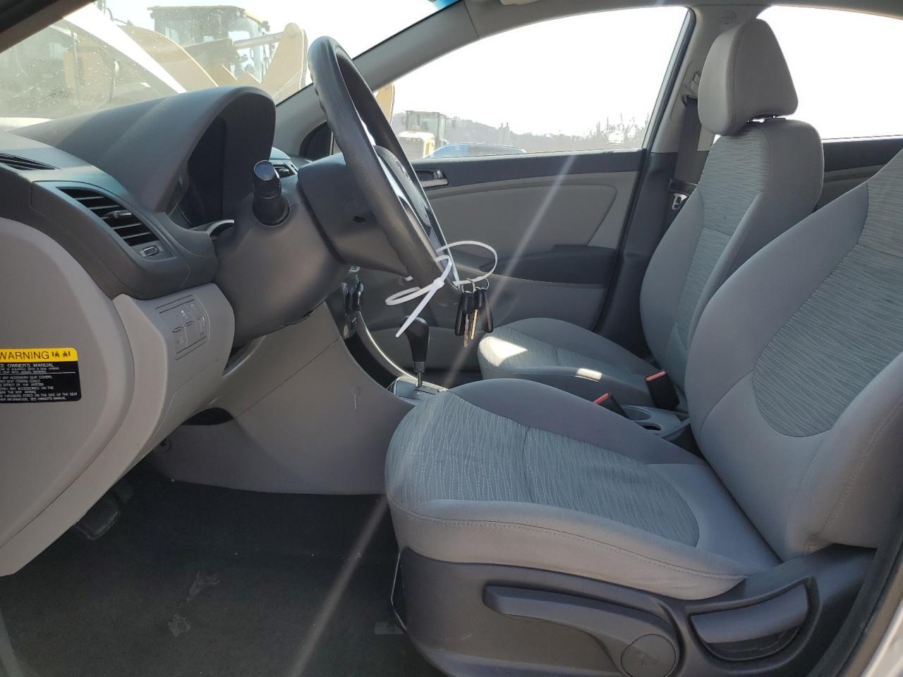 2015 Hyundai Accent - Image 7