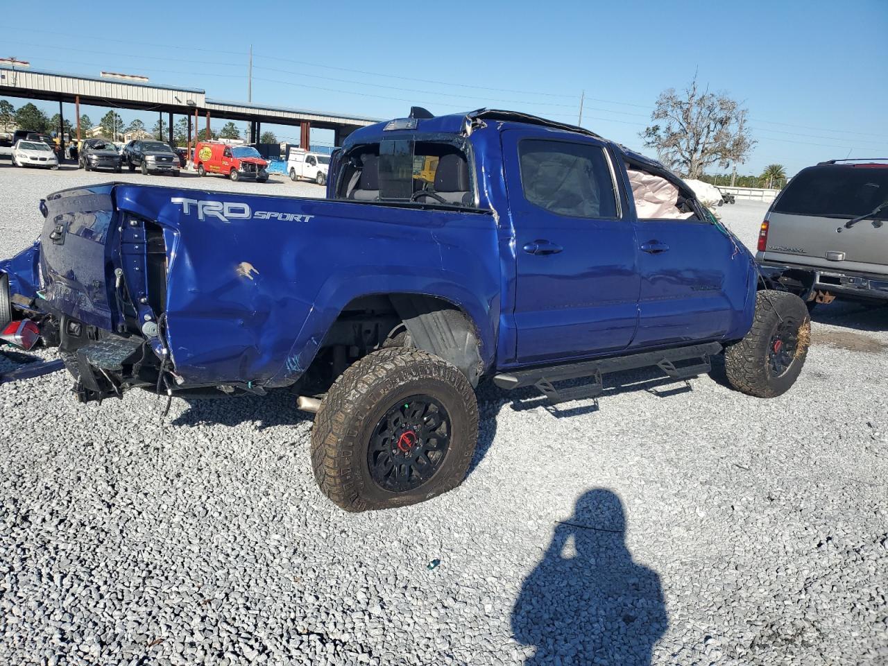 2022 Toyota Tacoma - Image 3
