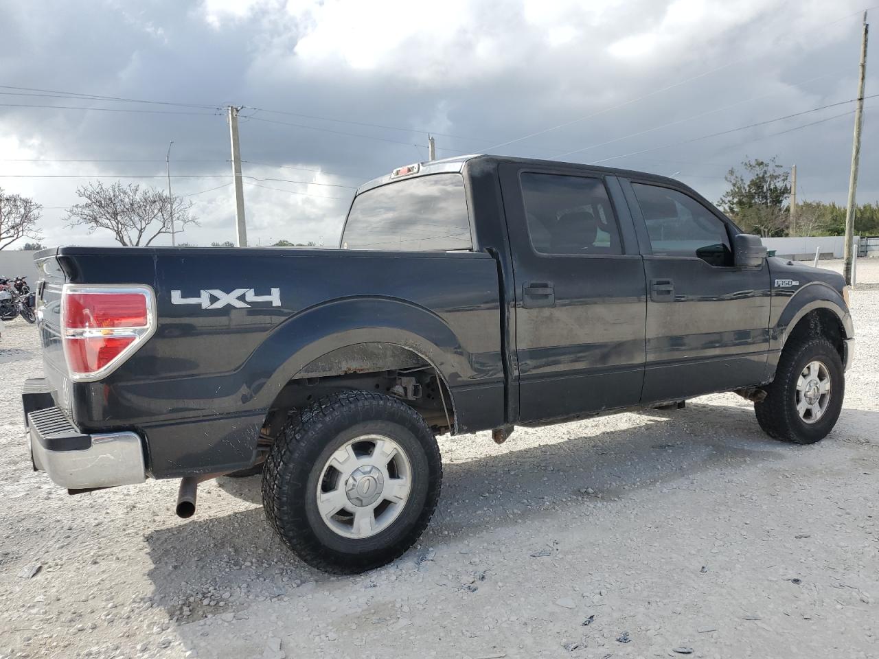 2010 Ford F-150 - Image 3