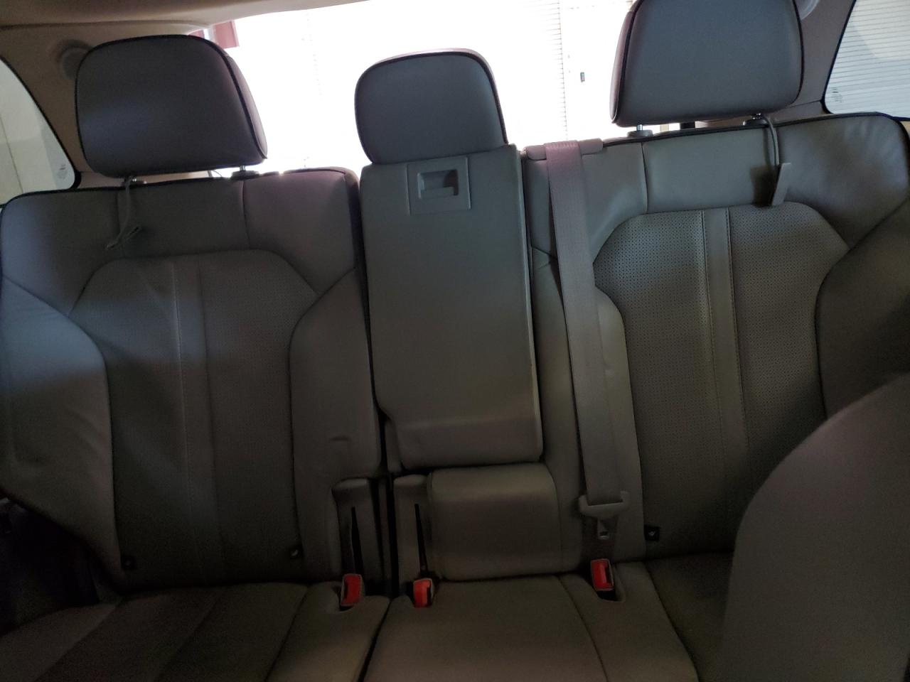 2013 Lincoln MKX - Image 10