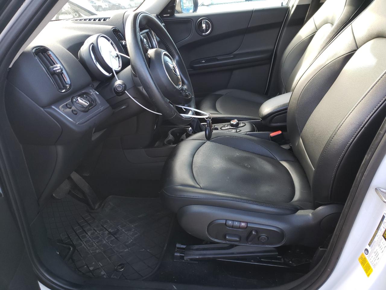 2017 MINI Cooper - Image 7
