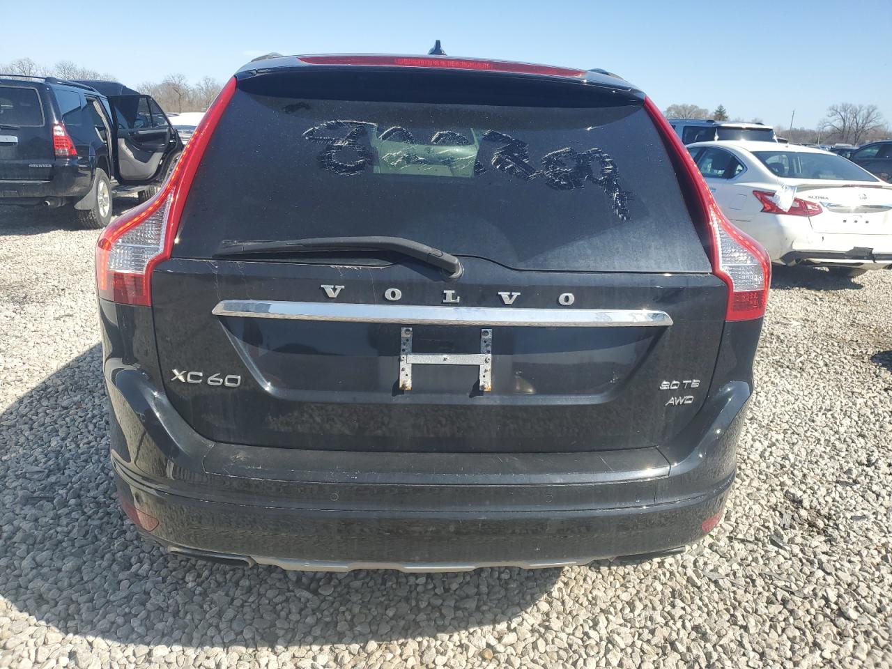 2016 Volvo XC60 - Image 6