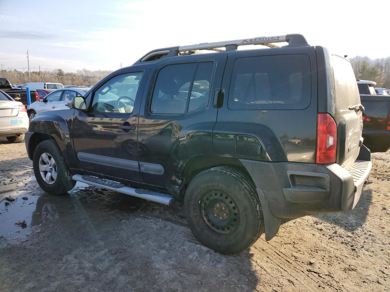 2013 Nissan XTerra - Image 2